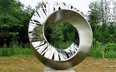 如何判斷不銹鋼雕塑廠家的綜合實力？